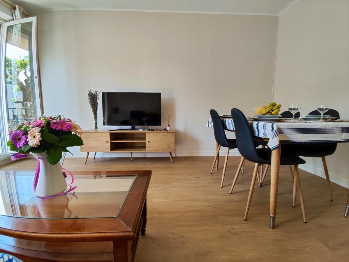 Tres Belle Appartement Lumineuse Spacieux Chantilly Exterior photo